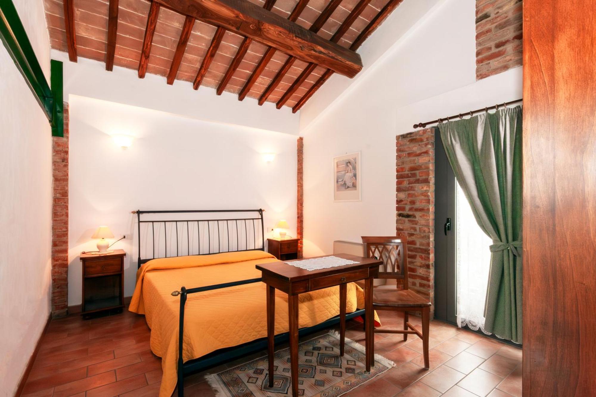 Casavacanze Vesta Isola d'Arbia Habitación foto
