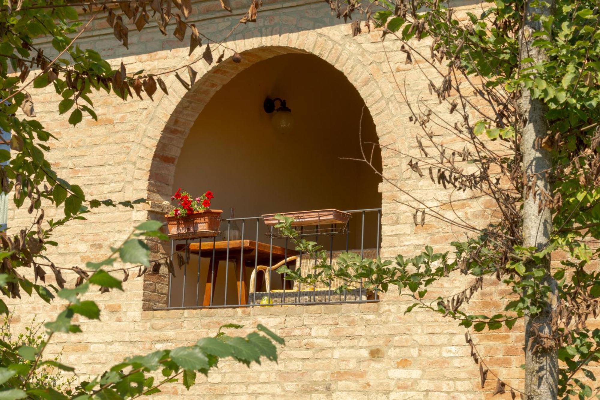 Casavacanze Vesta Isola d'Arbia Exterior foto